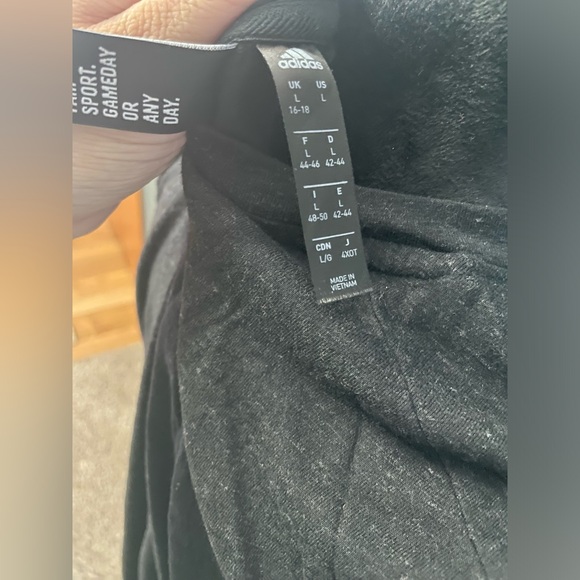 Adidas Black Sleeveless Muscle Tee - Picture 2 of 5